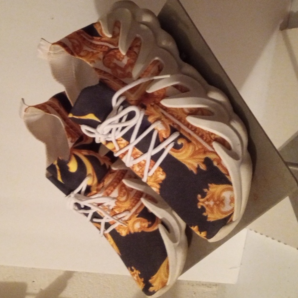 Ladies designer print sock sneaker